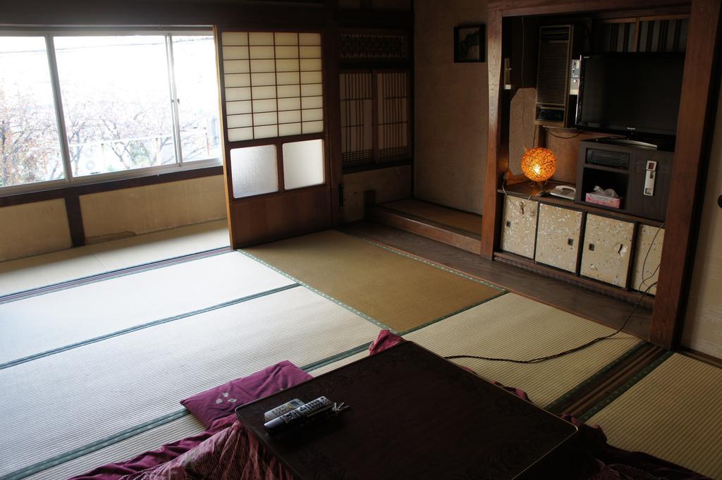 Miyoshiya Ryokan Tanabe Kültér fotó