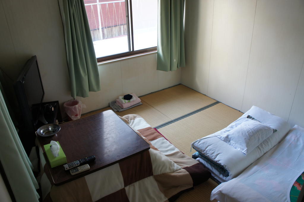 Miyoshiya Ryokan Tanabe Szoba fotó